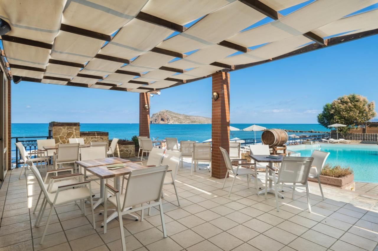 Hotel Haris On The Beach Agia Marina Екстериор снимка